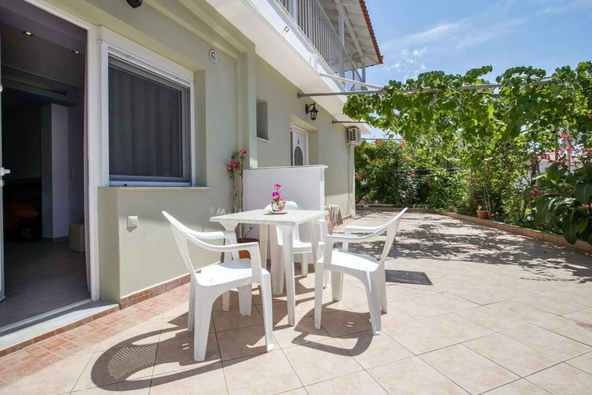 Villa Dimitris Potos Exterior foto